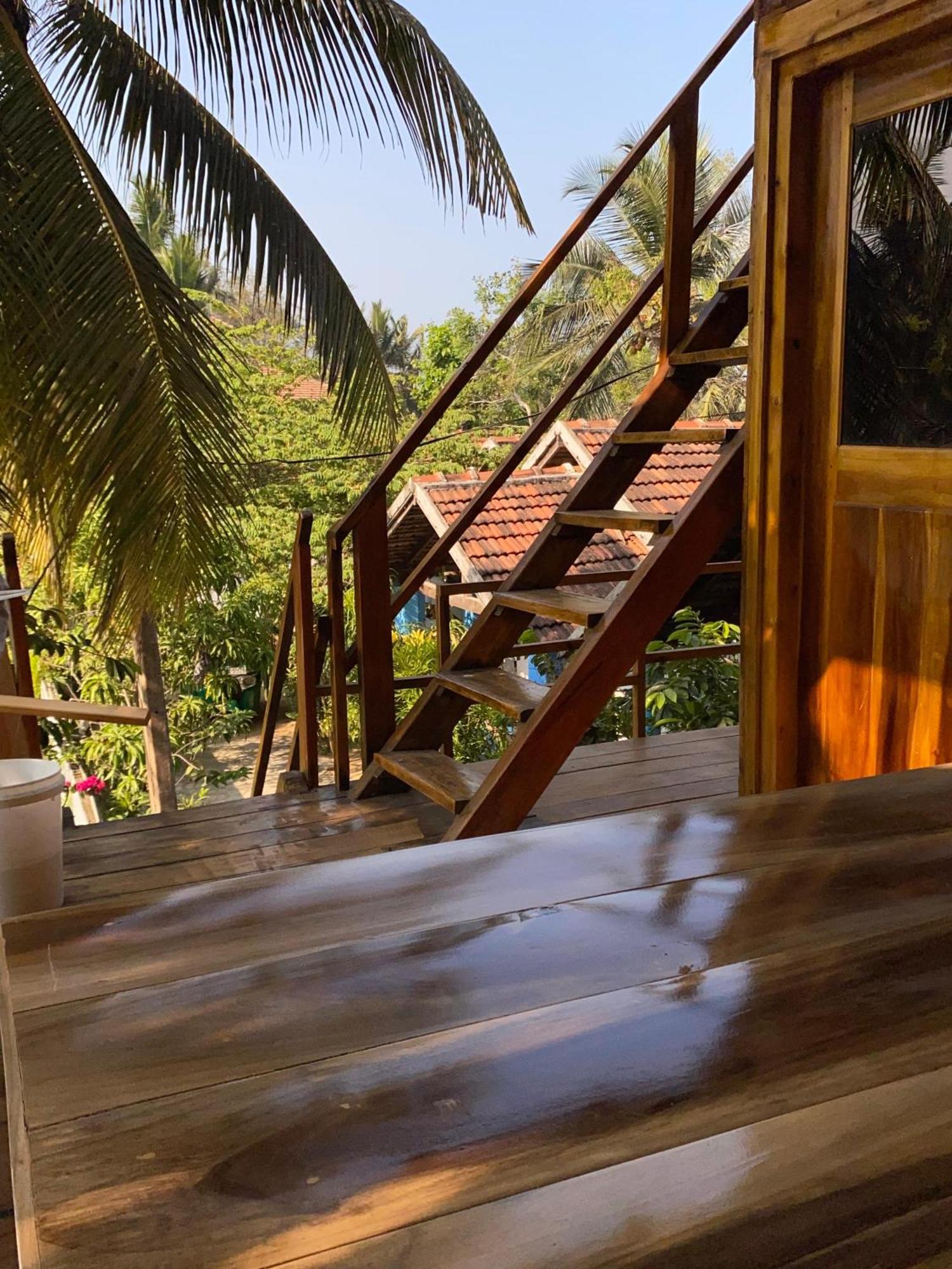 Surf Beach Hotel Arugam Bay Exterior foto